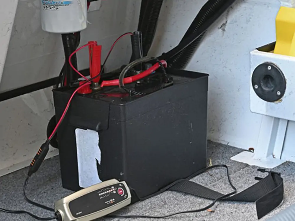 charging a boat battery with a charger